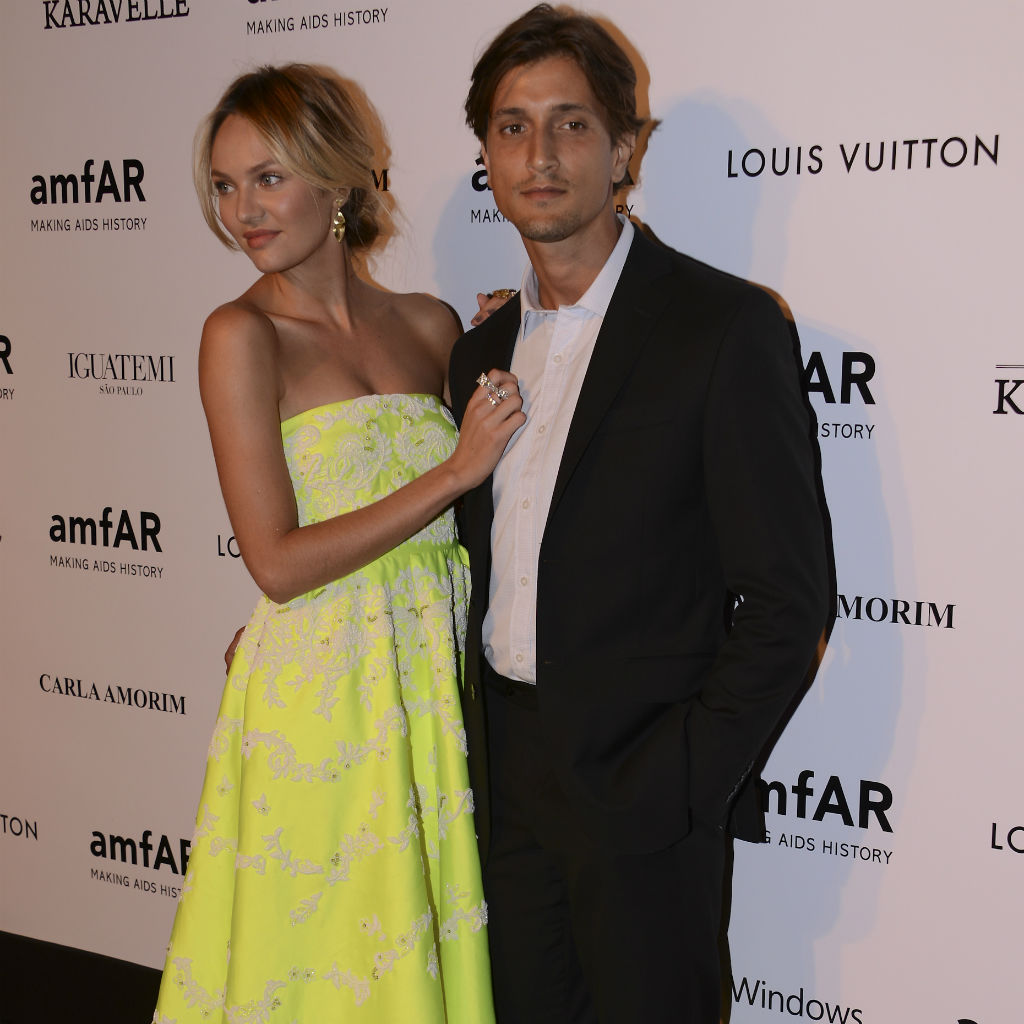 ヴィクトリアズ シークレットのキャンディス スワンポールが婚約 Glamjp グラム