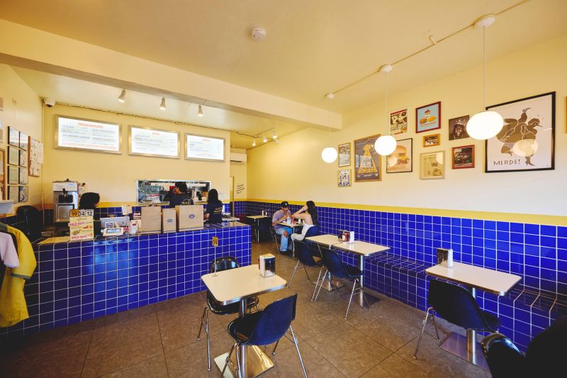 スタックス スマッシュバーガーズ店内