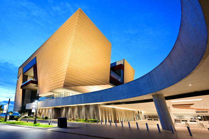 Hong Kong Palace Museum M+ in West Kowloon Cultural District | Glam(グラム)