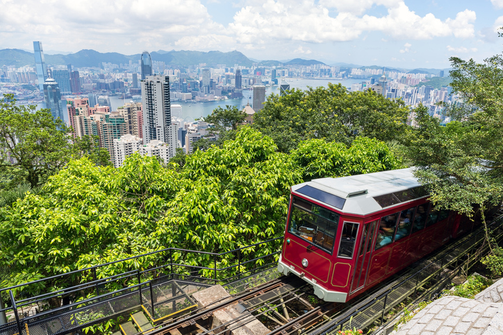 Tourist peak tram in Hong Kong | Glam(グラム)