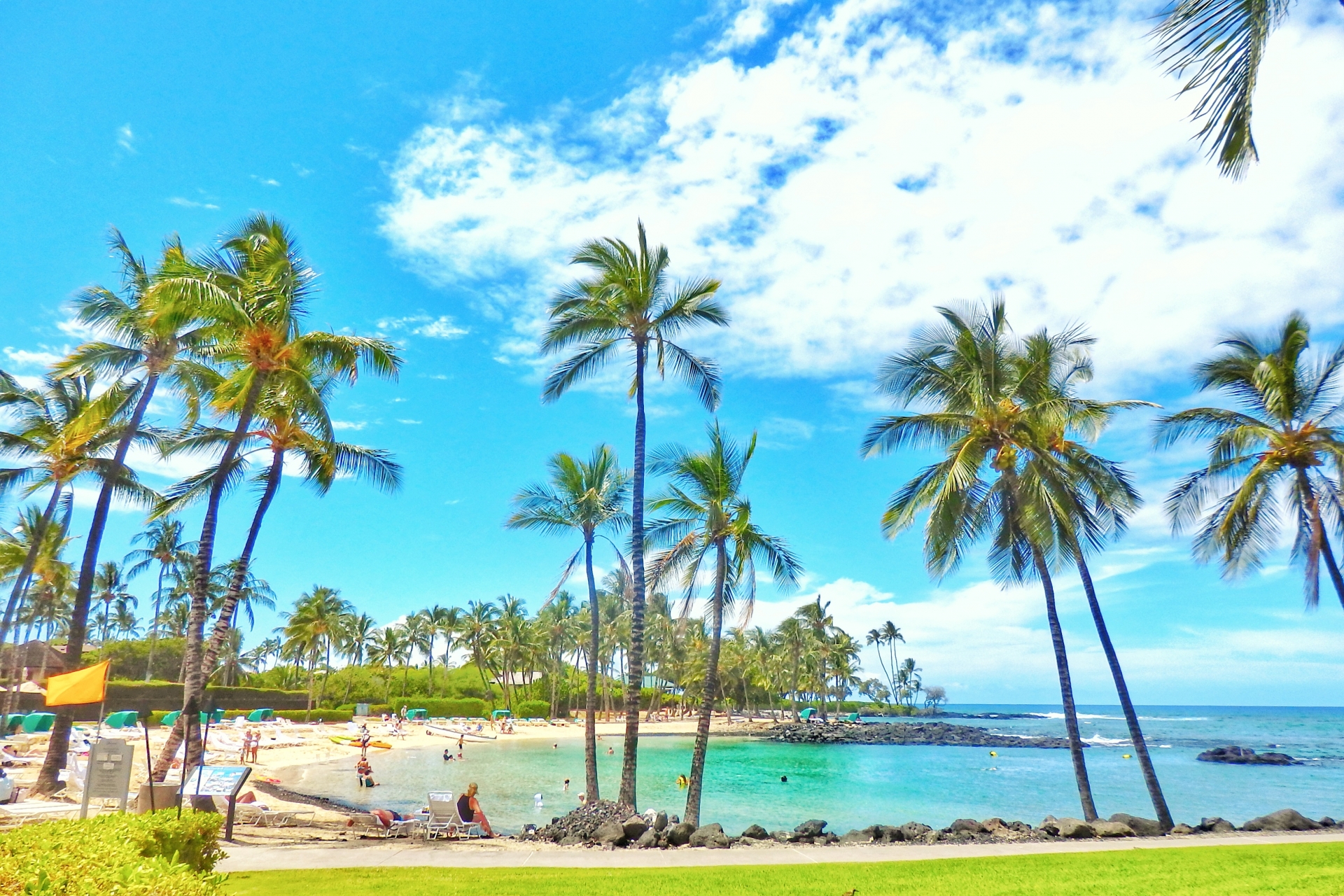 22418348_m | GLAM(グラム)|自分らしく生きる女性に、1日1GLAMを。 華やかなムードに包まれるハワイ