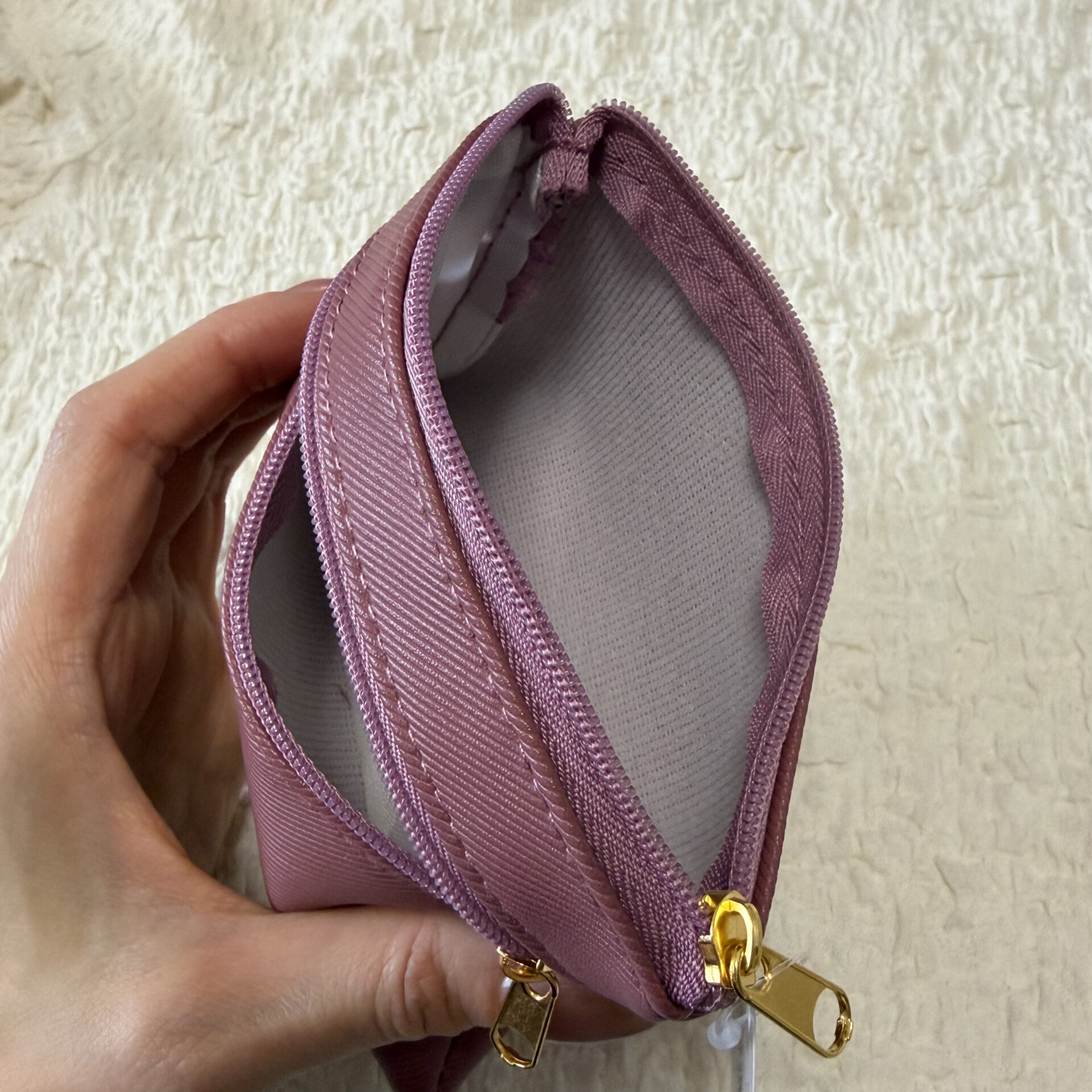 合皮Wファスナーポーチ ピンストライプ柄