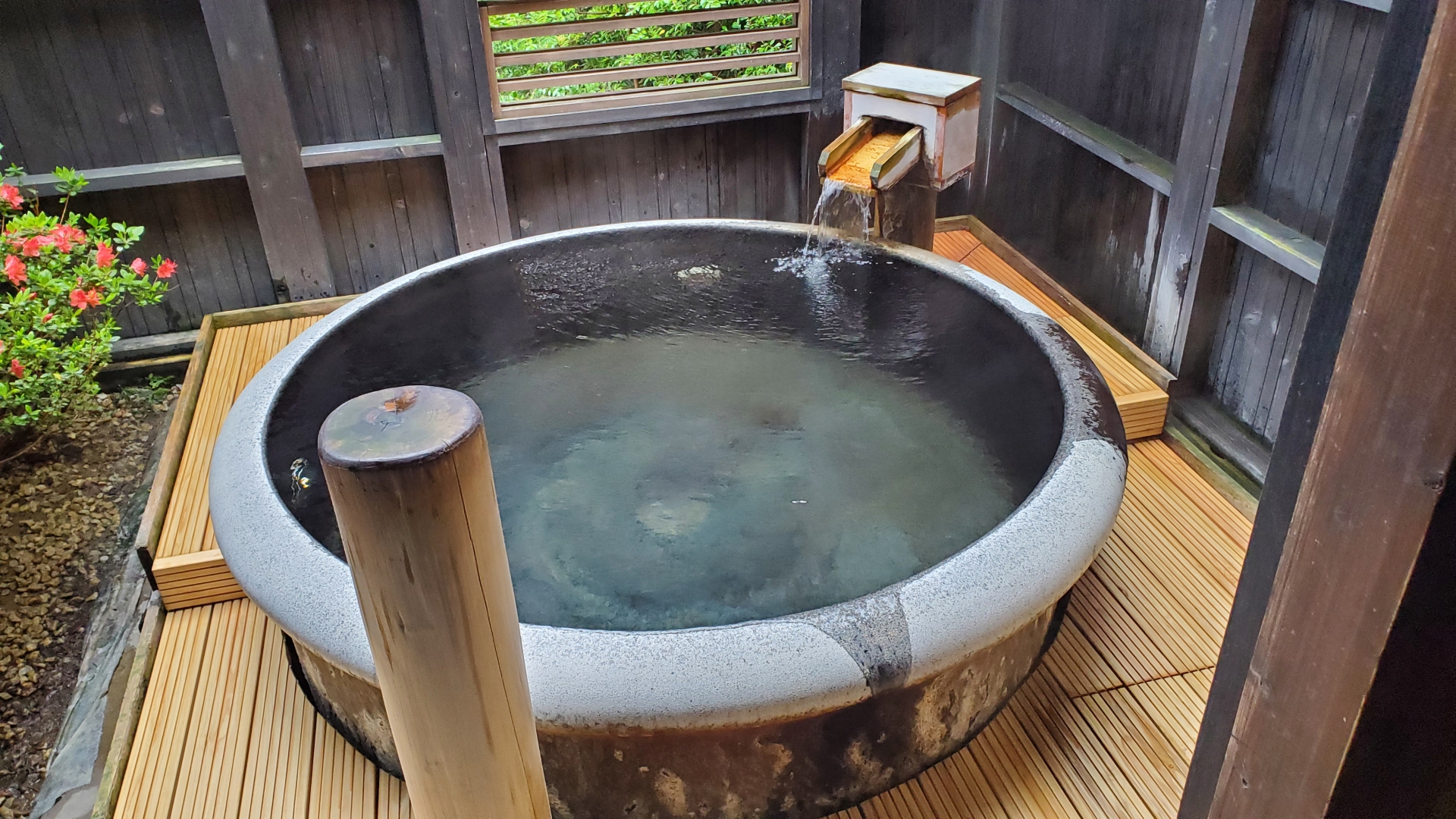 Types of Tattoo-Friendly Onsen in Japan