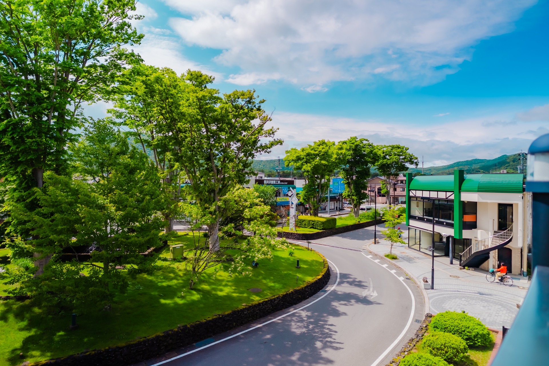 33644707_m | GLAM(グラム)|自分らしく生きる女性に、1日1GLAMを。 軽井沢でカフェ巡りと自然を楽しむ