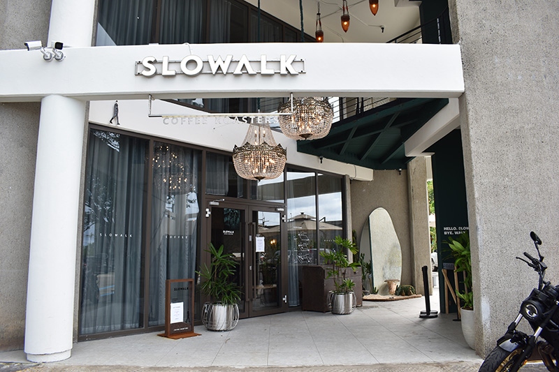 スローウォーク コーヒー ロースターズ外観 | GLAM(グラム)|自分らしく生きる女性に、1日1GLAMを。 スローウォーク コーヒー ロースターズ外観