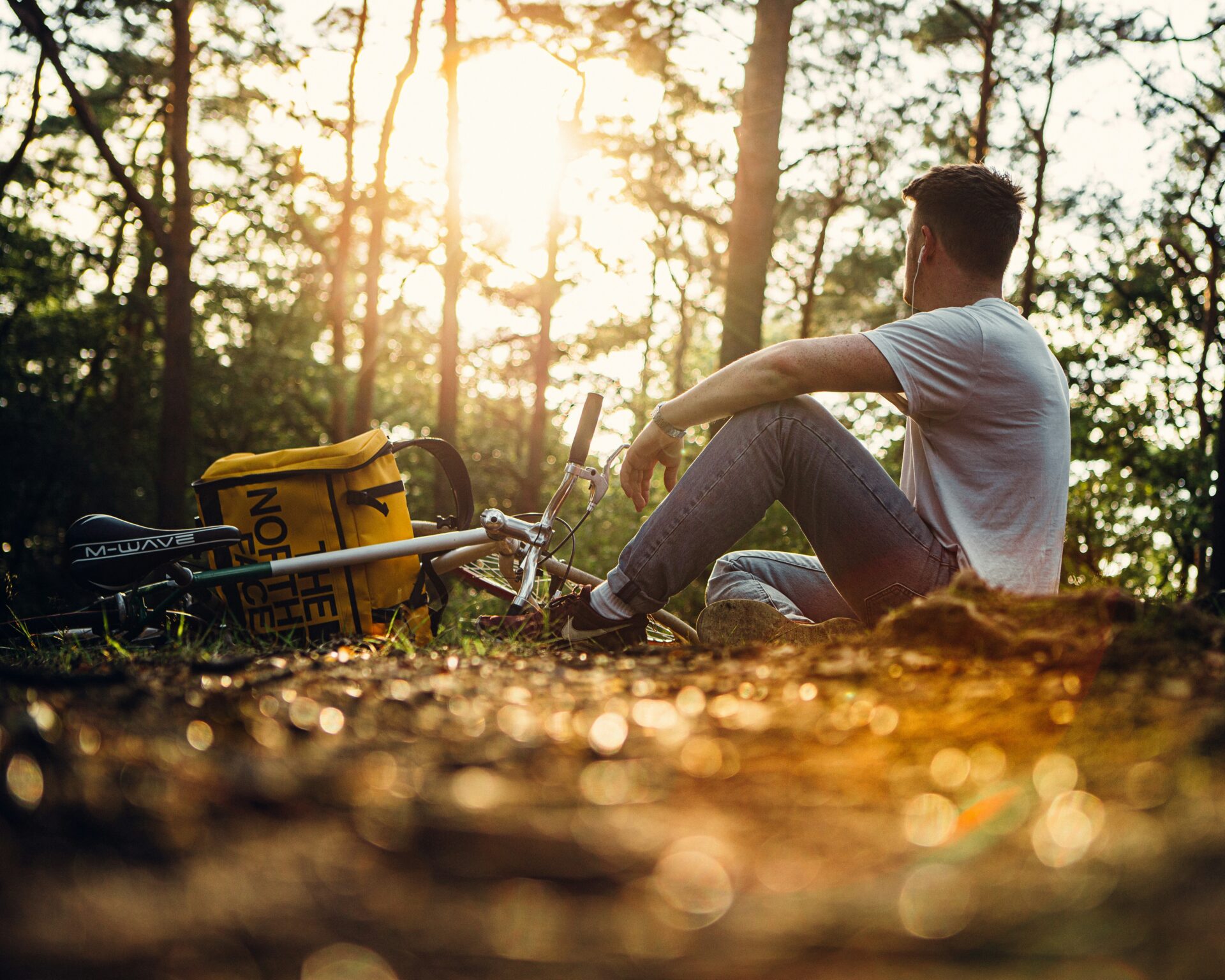birk-enwald-AQecNb_B6nw-unsplash | GLAM(グラム)|自分らしく生きる女性に、1日1GLAMを。 会えない時間の男性心理と彼が放置してしまう本音