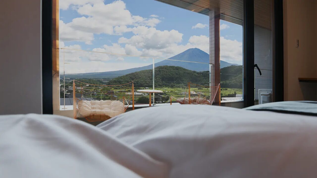 天空の温泉ヴィラ紬 河口湖 公式サイトより引用