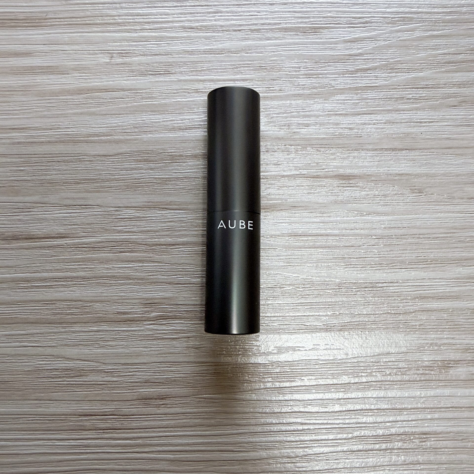 AUBE タイムレスカラーリップ