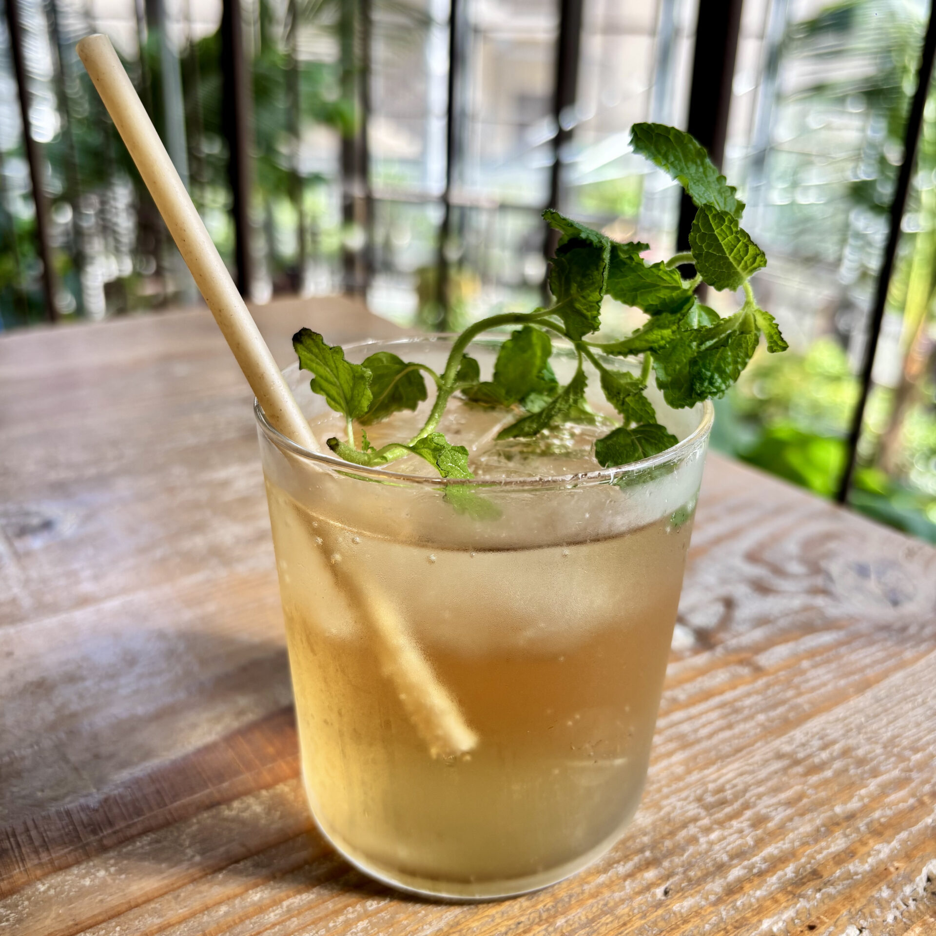 グラスに入ったジンジャーエール