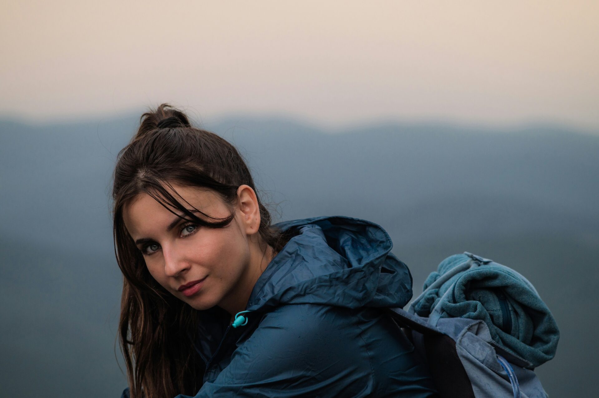 norbert-buduczki-PpH6GWGL2Gg-unsplash | GLAM(グラム)|自分らしく生きる女性に、1日1GLAMを。 モンベルを買ってはいけないケースに当てはまる人の特