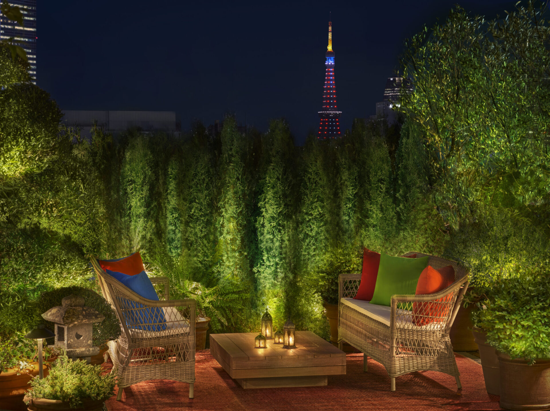 5-Ginza2_08_roof-night_RGB_V3-scaled | GLAM(グラム)|自分らしく生きる女性に、1日1GLAMを。 東京エディション銀座公式サイトより引用