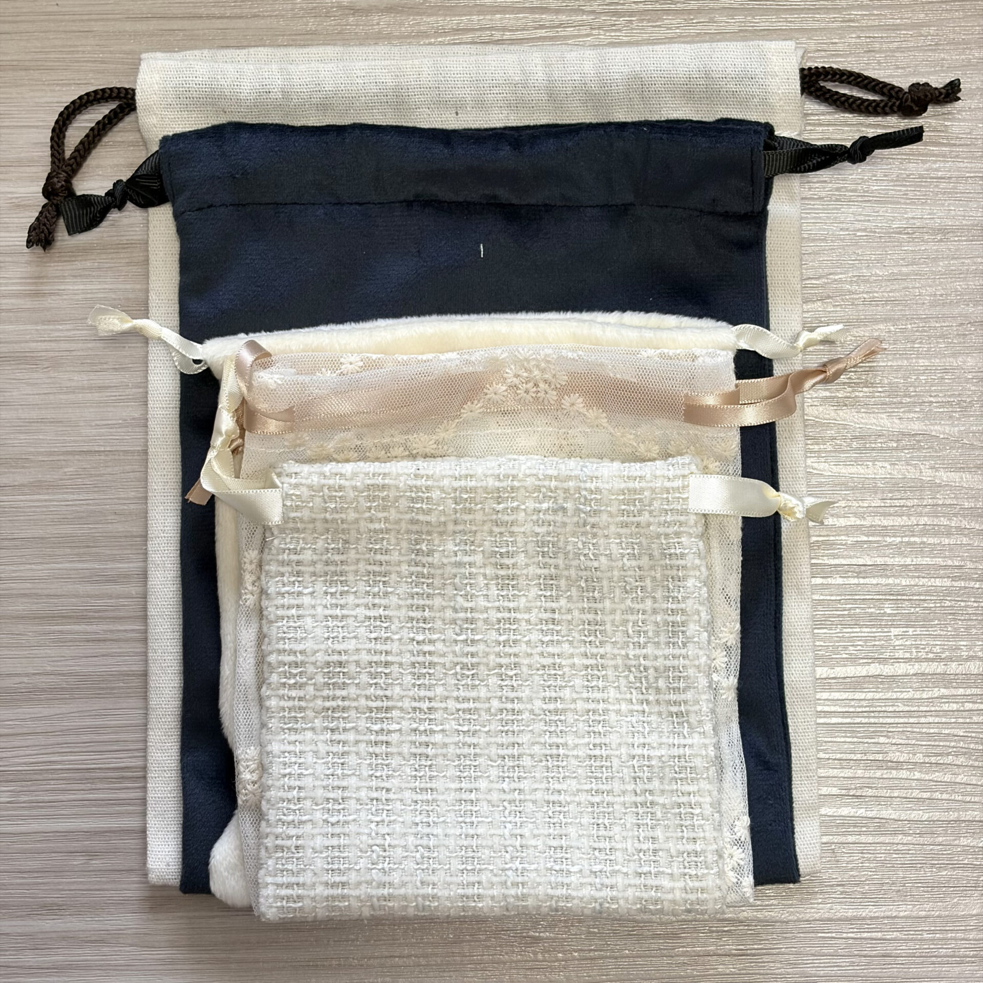 巾着袋のサイズを比較