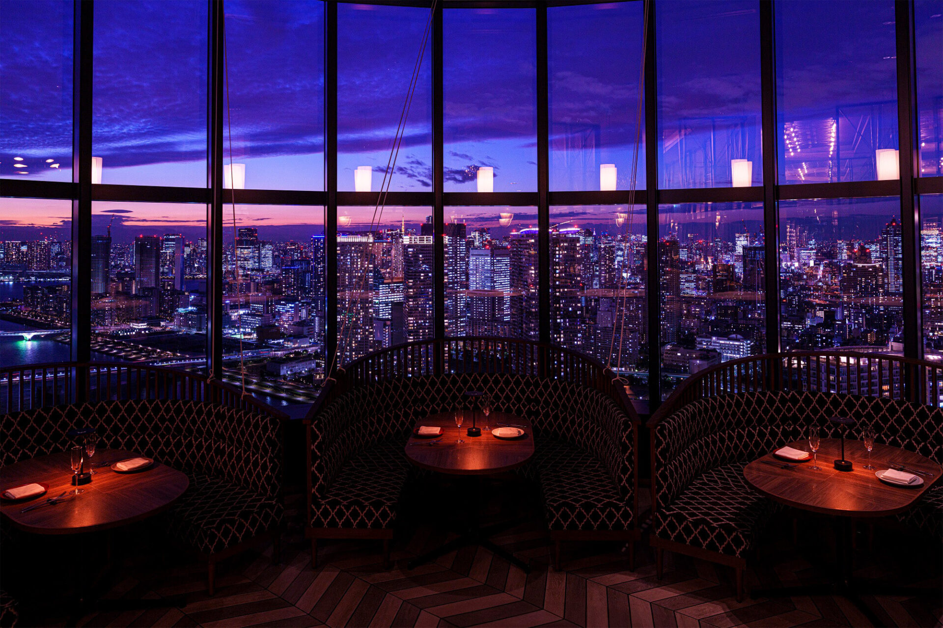 mainImg_2504_2-pc | GLAM(グラム)|自分らしく生きる女性に、1日1GLAMを。 THE PENTHOUSE with weekend terrace公式サイトより引用