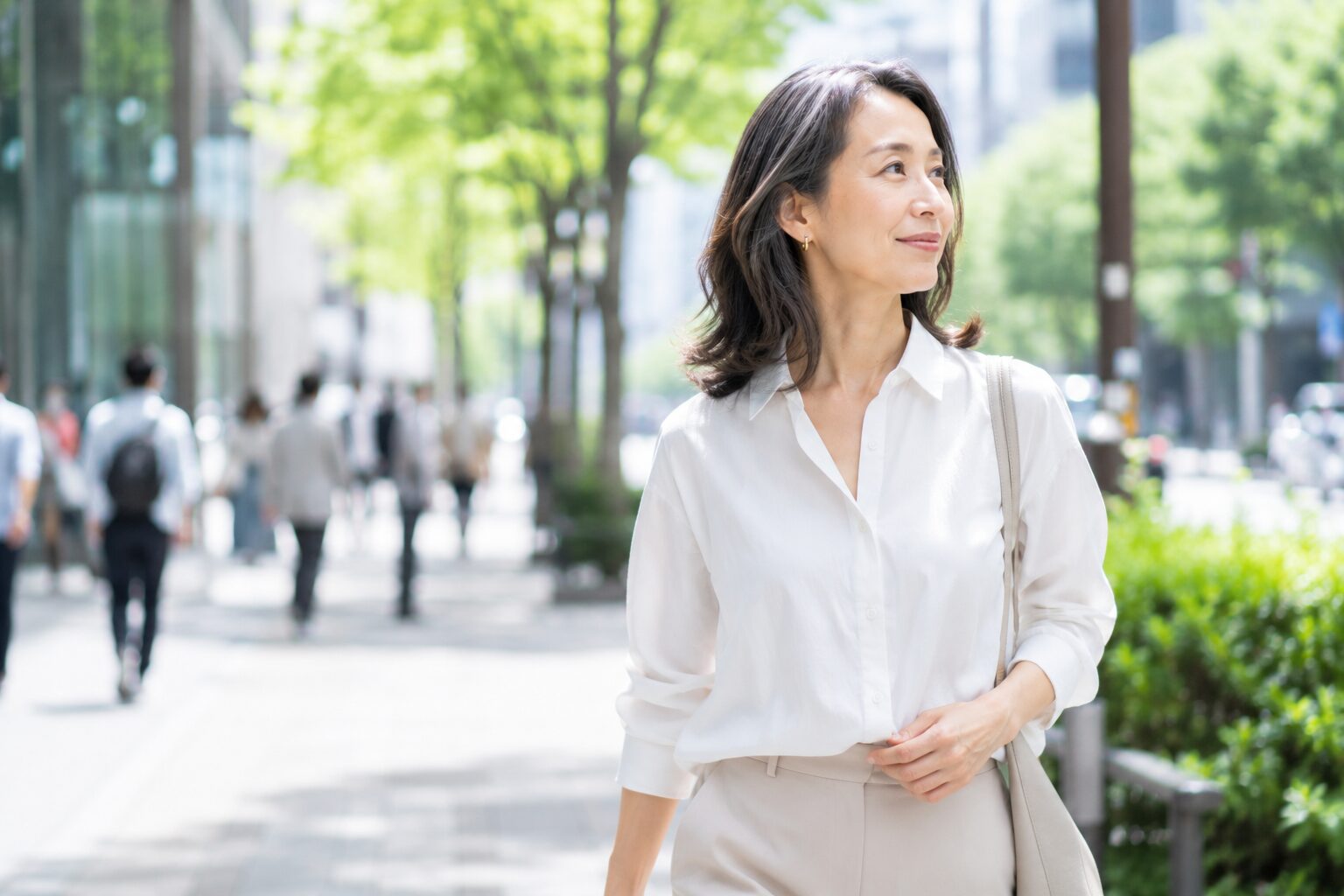 "周囲の目"が気になるあなたへ｜老け見えを防ぐ工夫