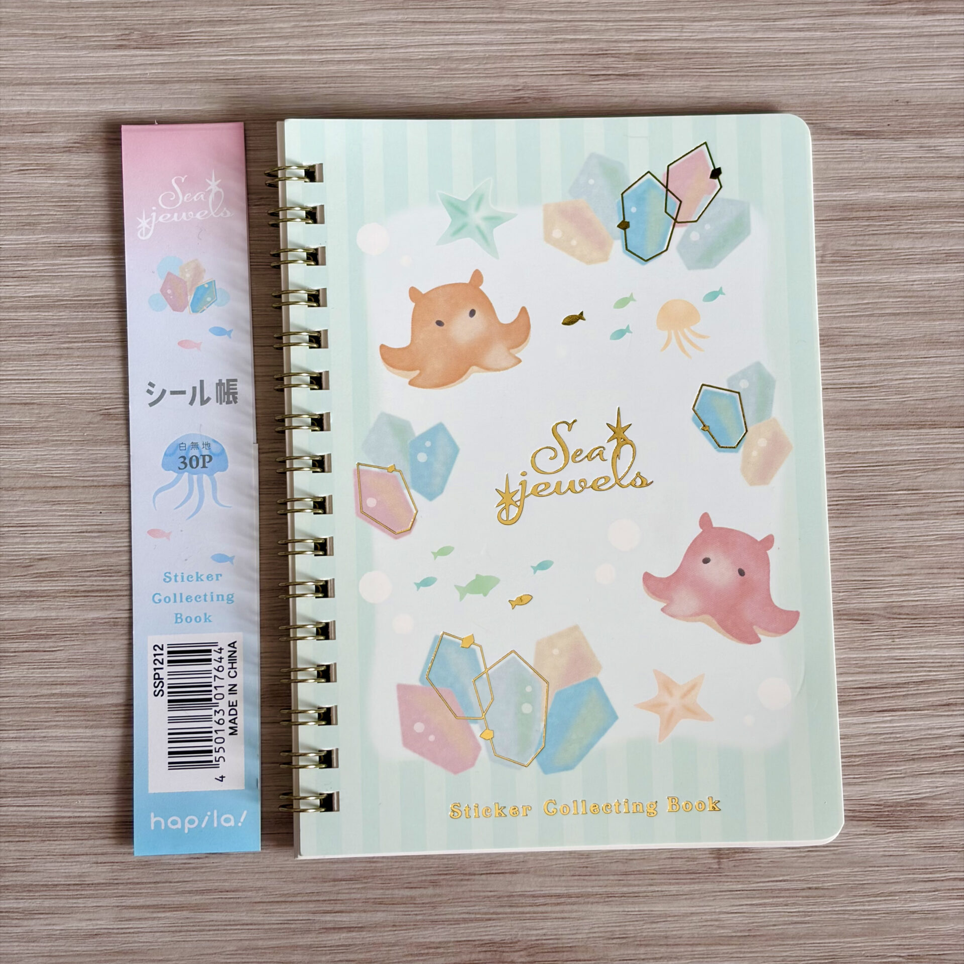 08-1 | GLAM(グラム)|自分らしく生きる女性に、1日1GLAMを。 ダイソー Sticker Collecting Book 白無地30P