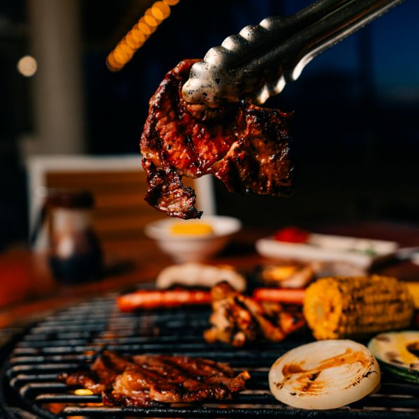 グアムのサンセットビーチBBQ