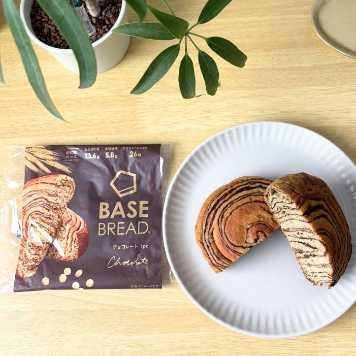 BASE BREAD チョコレートをレビュー | GLAM(グラム)|自分らしく生きる女性に、1日1GLAMを。 BASE BREAD チョコレートをレビュー