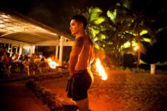 サンセットビーチBBQのファイヤーダンス