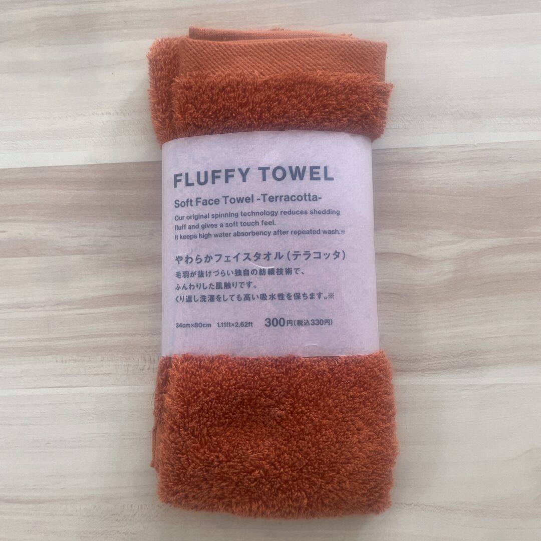 FLUFFY TOWEL やわらかフェイスタオル