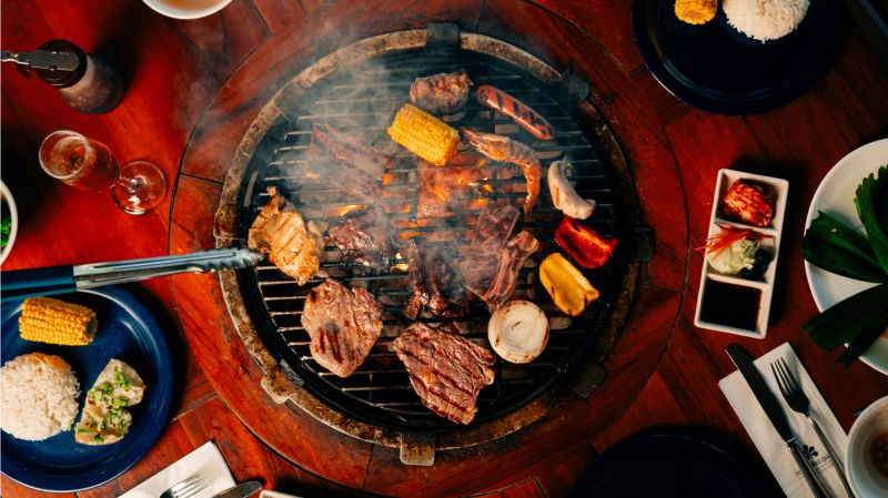 グアムのサンセットビーチBBQ