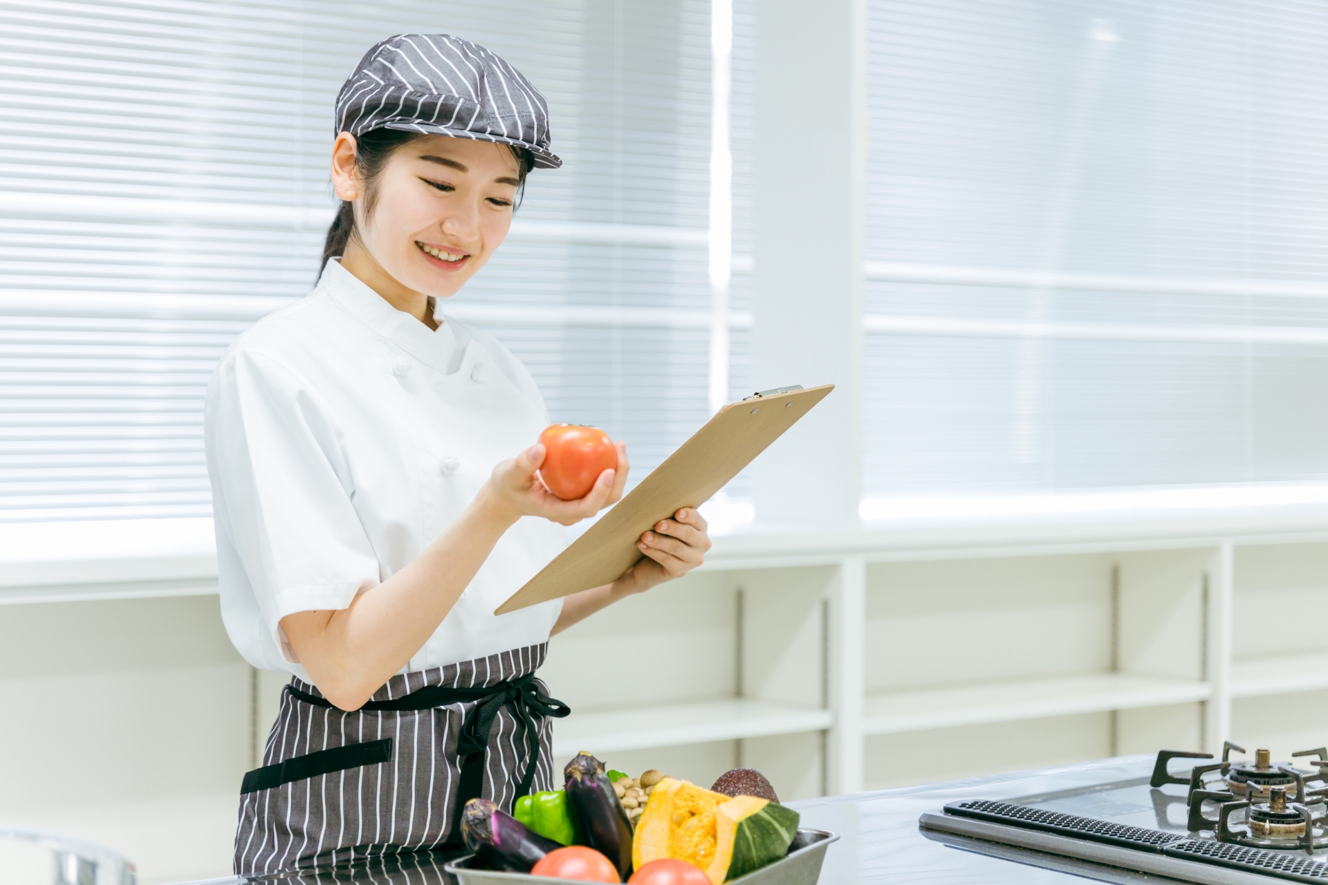 23422300_m | GLAM(グラム)|自分らしく生きる女性に、1日1GLAMを。 食品衛生責任者|約6時間の講習で取得、飲食店の開業にも