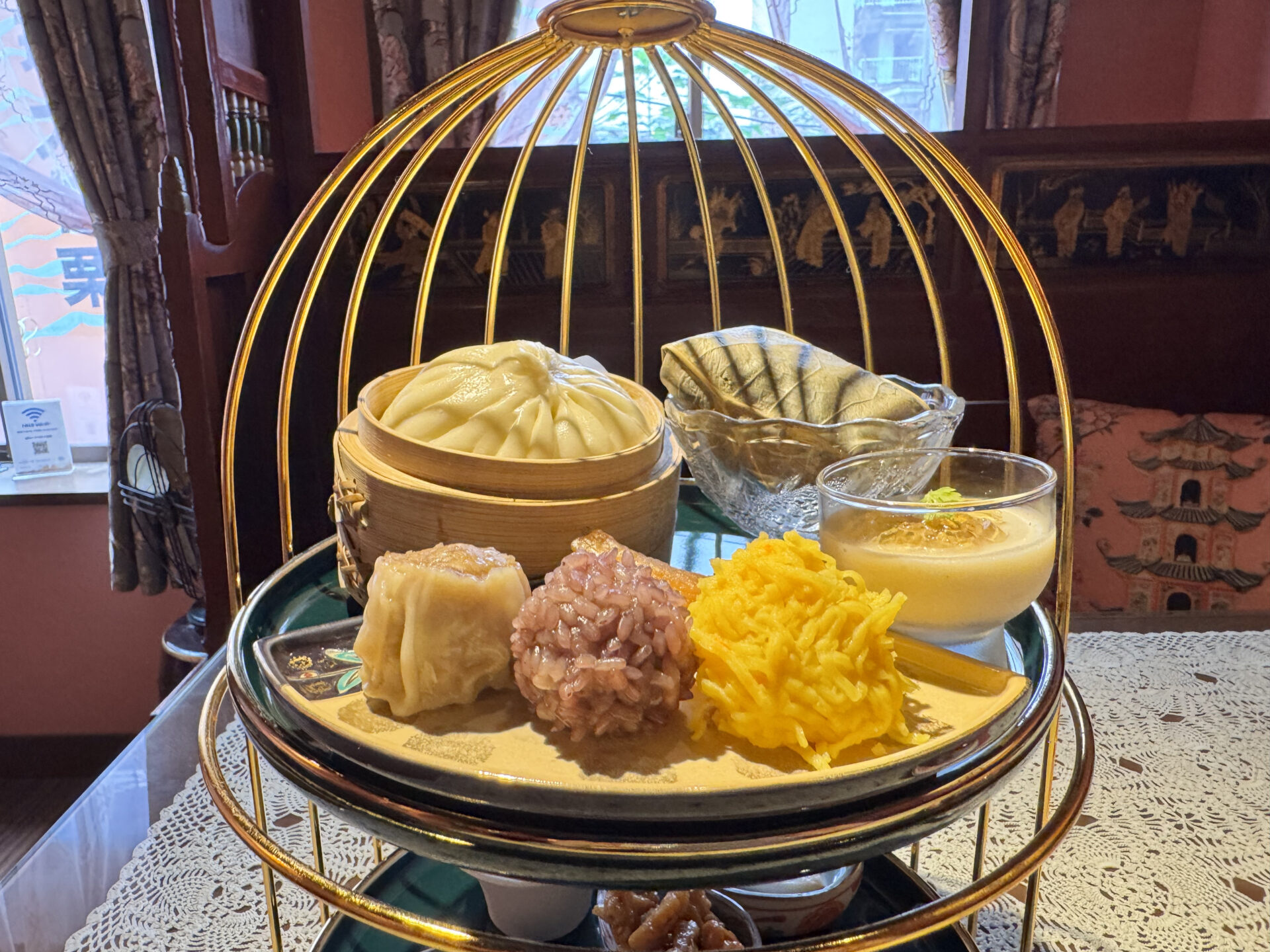 IMG_0990 | GLAM(グラム)|自分らしく生きる女性に、1日1GLAMを。 JOGENRO Afternoon Tea Set 上段